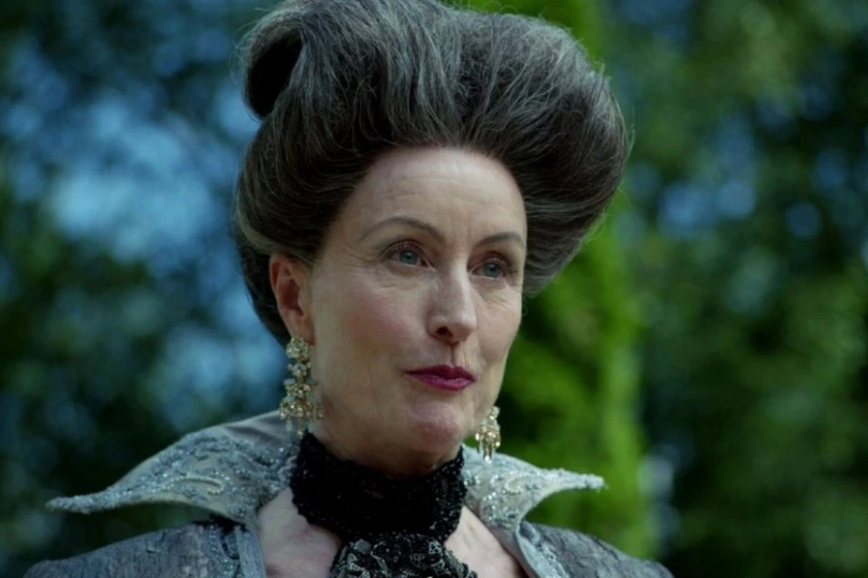 Morre Lisa Banes, de Garota Exemplar e Once Upon a Time, aos 65 anos