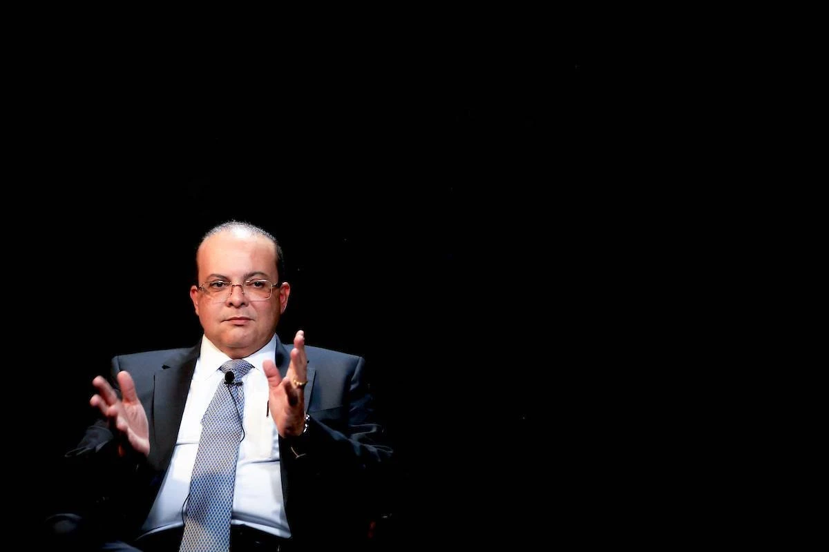 Ibaneis aciona STF contra destinação de 50% dos cargos comissionados para concursados