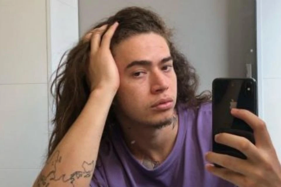 Whindersson surge em novas fotos e preocupa fãs: “Tristeza no olhar”