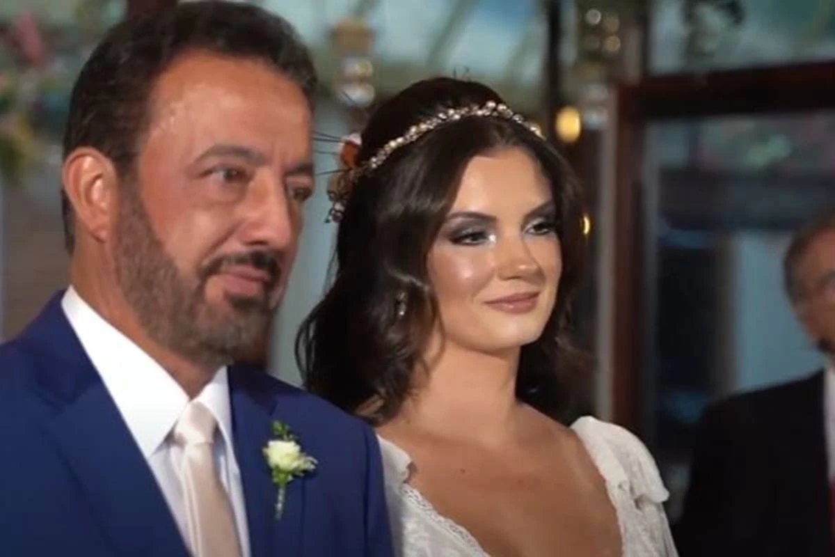 Conselheiro do TCDF, Renato Rainha se casa em evento transmitido no YouTube