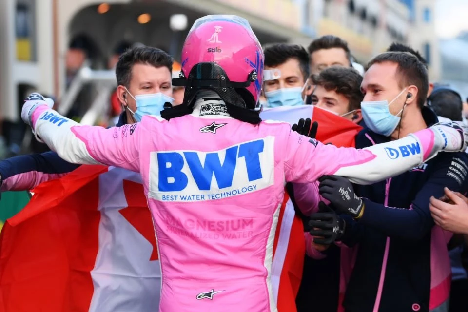 Canadense é pole position e Hamilton lamenta atuação na Turquia