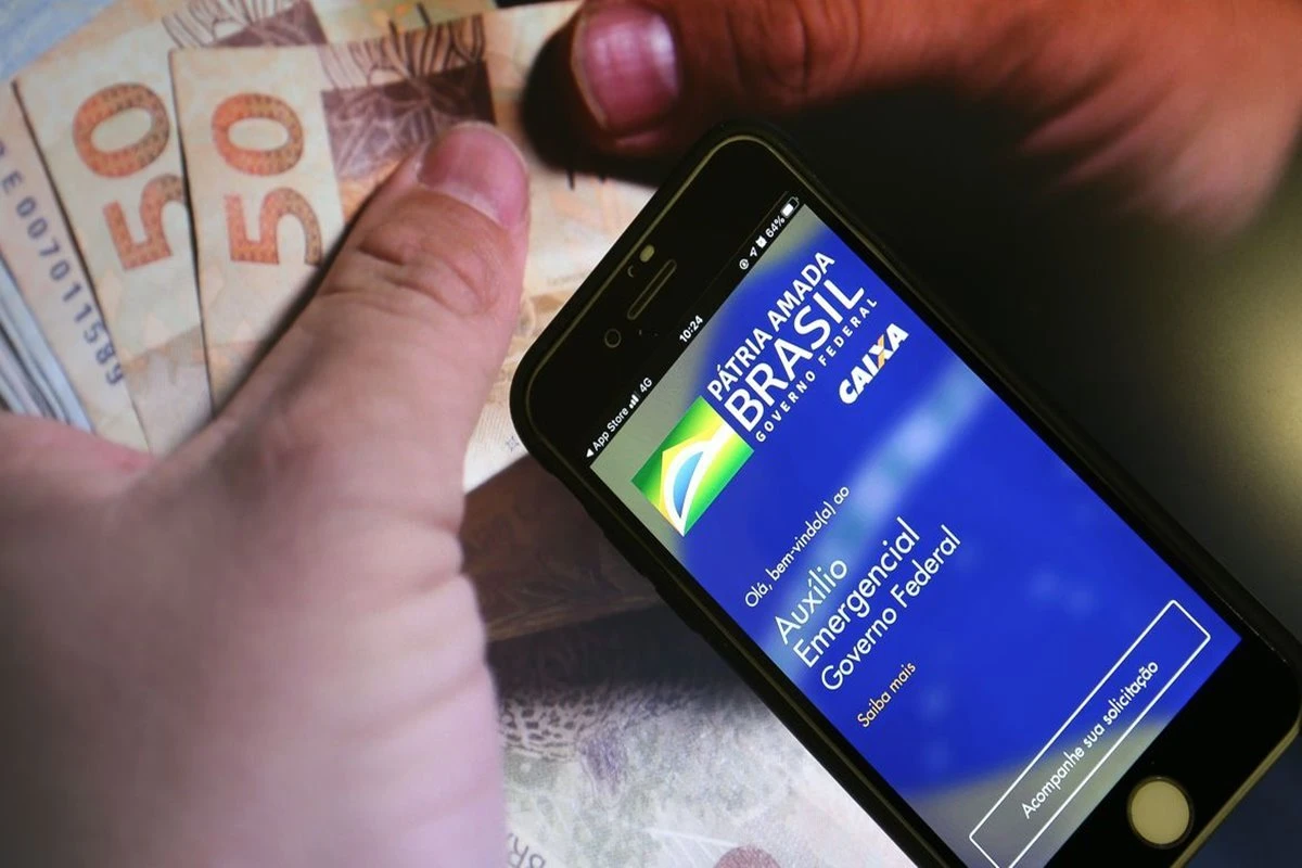 Caixa paga 3ª parcela do auxílio emergencial para nascidos em janeiro