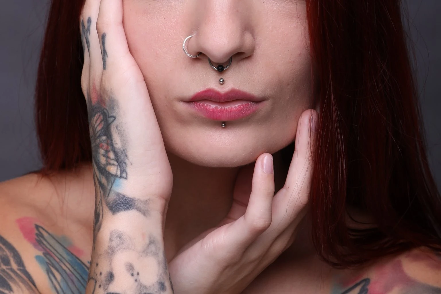 O que fazer para cuidar de um piercing inflamado?