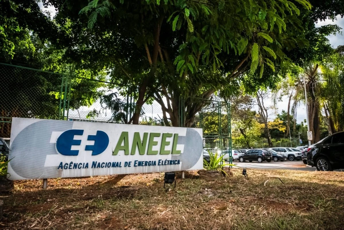 Aneel aprova redução de tarifas para consumidores residenciais do DF