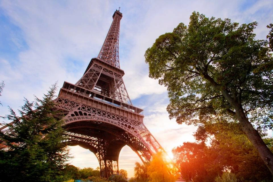 Último lote! Oito dias em Paris, com aéreo e hotel, por R$ 3.332