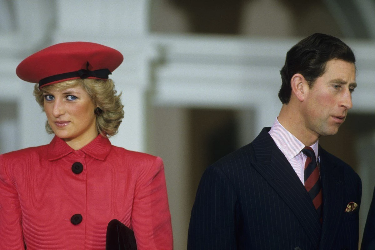 Polícia questionou Charles sobre “conspirar” a morte da princesa Diana