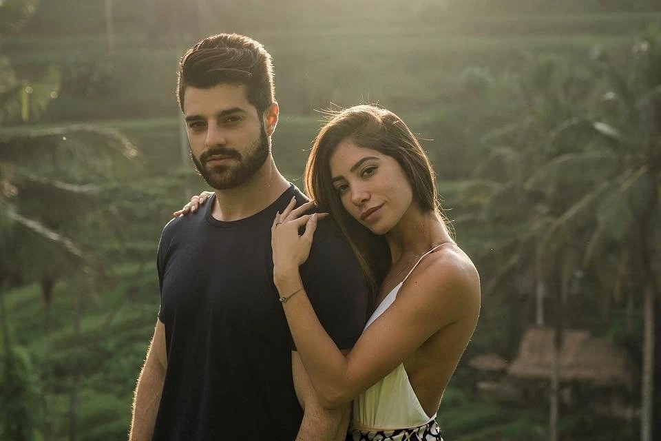 Romana Novais entrega o marido: “Alok é meu paciente mais chato”