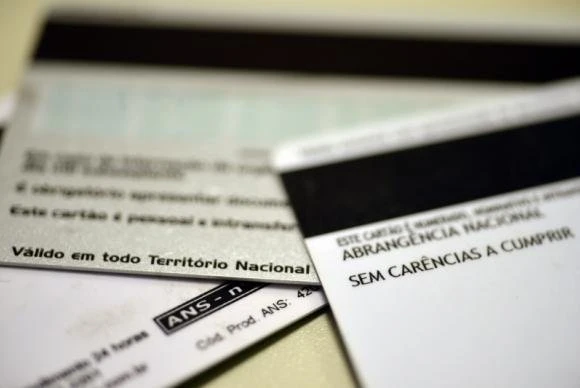 Suspenso na pandemia, reajuste de plano de saúde será parcelado em 12 meses