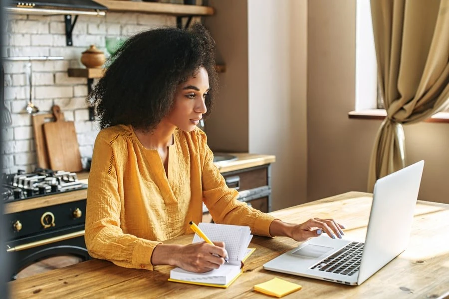 Curso gratuito sobre educação financeira está com inscrições abertas