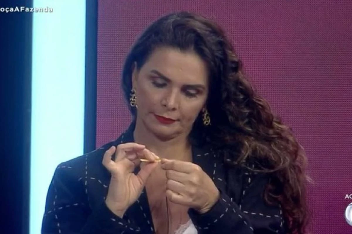 Luiza Ambiel: “Quero pedir desculpas à família brasileira”