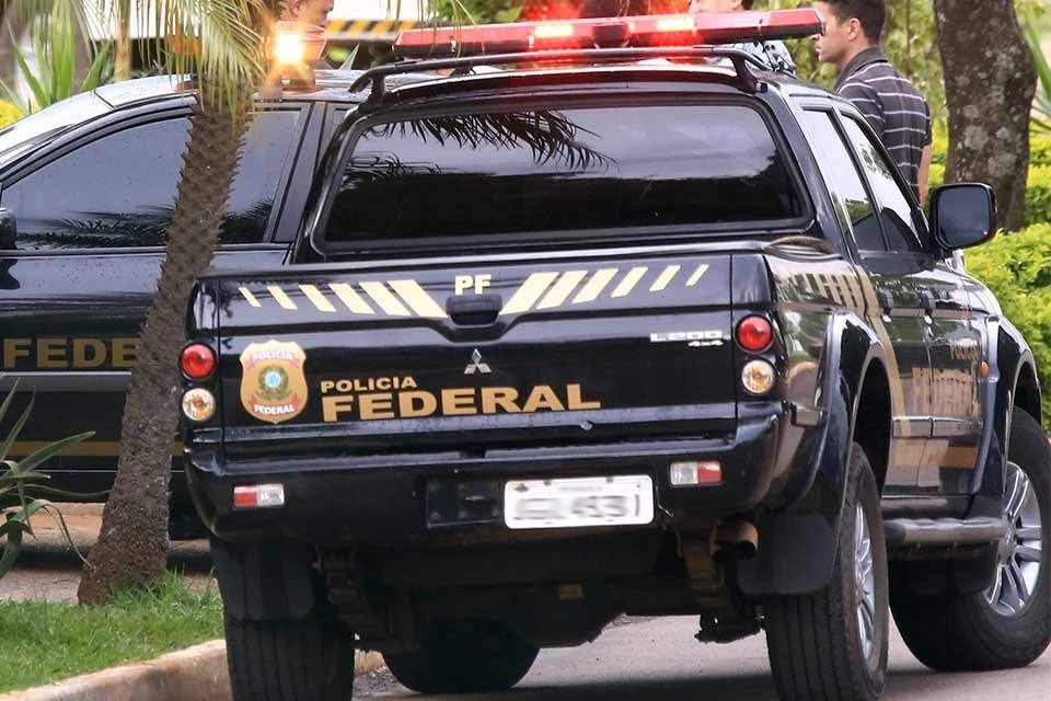 Após dinheiro nas nádegas, PF faz nova ação contra desvios na Saúde de RR