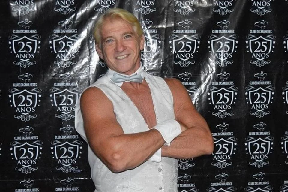 Criador do Clube das Mulheres, ator Marcos Manzano morre aos 61 anos