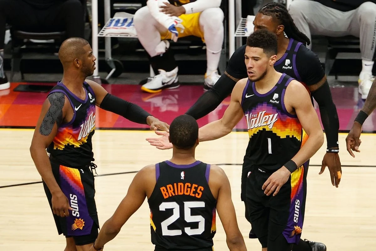 Como o Phoenix Suns montou o time finalista de Conferência