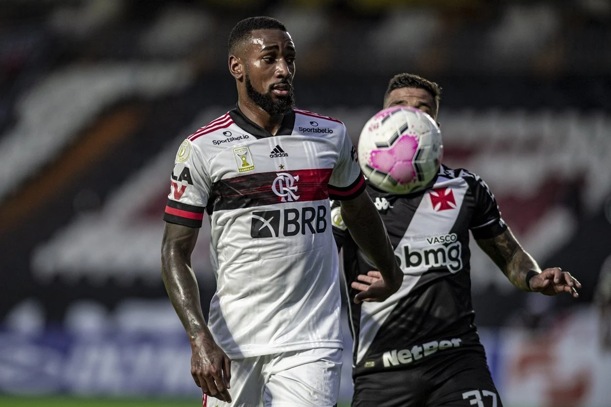 Globo na vice-liderança com jogo do Vasco, SBT líder com Flamengo