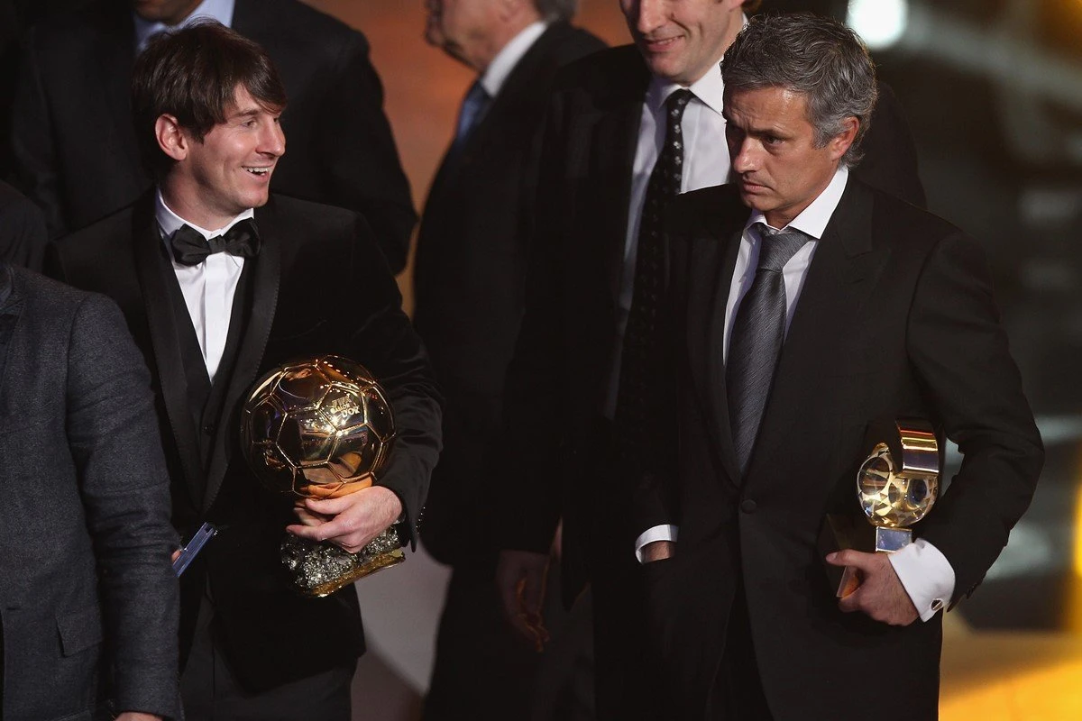 Em 2014, Mourinho convenceu Messi a deixar o Barcelona e ir para o Chelsea
