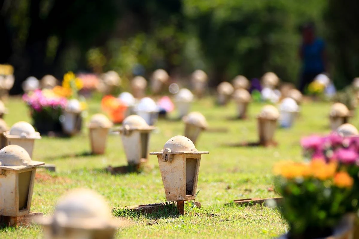 Dia de Finados: Campo da Esperança proibirá ambulantes dentro de cemitérios