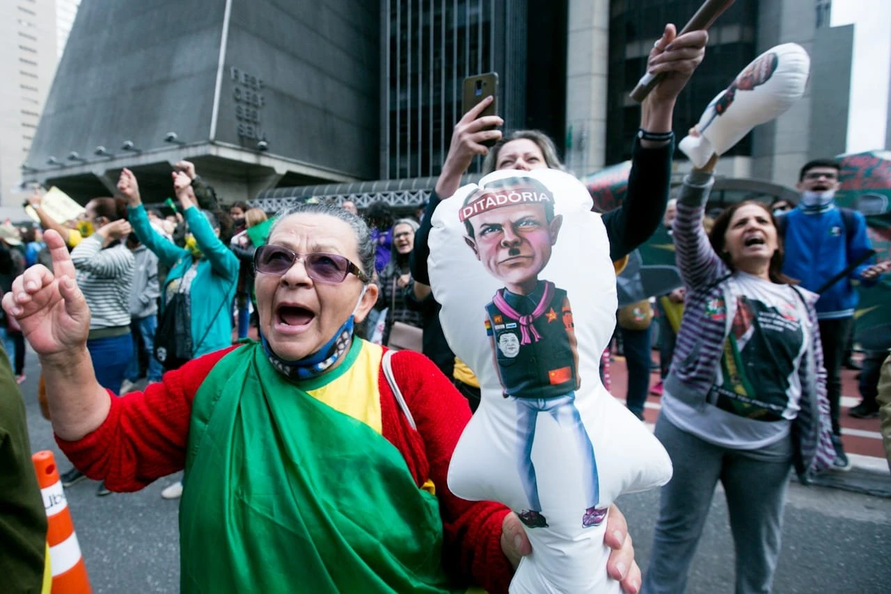 Grupo pró-Bolsonaro protesta em SP contra Doria e obrigatoriedade da vacina