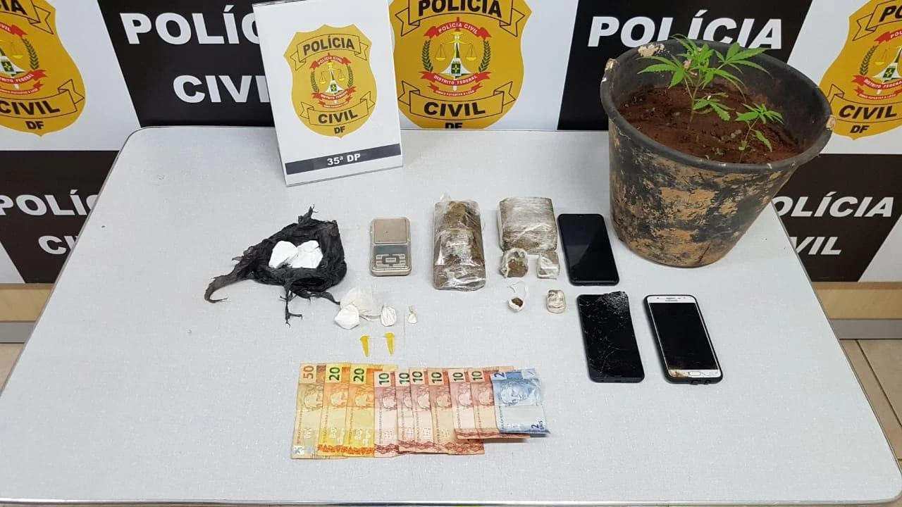 PCDF prende traficantes que guardavam drogas em carrinho de bebê