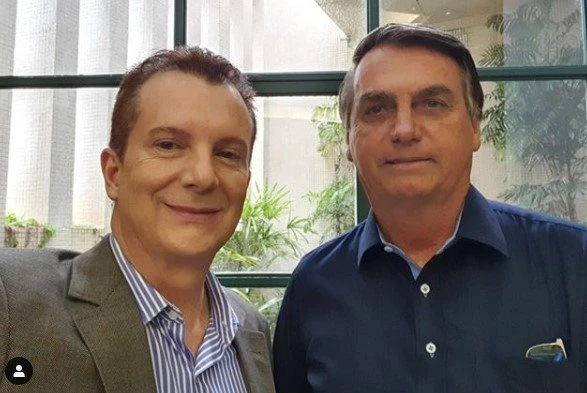 De passagem por SP, Bolsonaro encontra Russomanno e grava para campanha