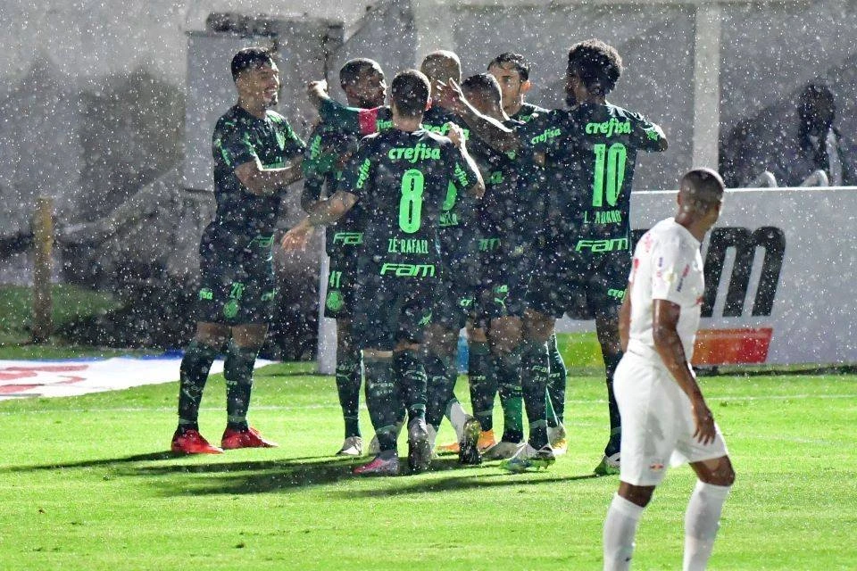 Palmeiras confirma novos casos e chega a 15 jogadores com Covid-19
