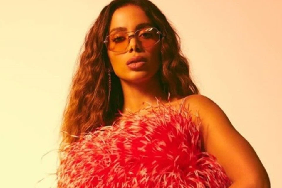Anitta teme a reação do público em novo documentário sobre a carreira