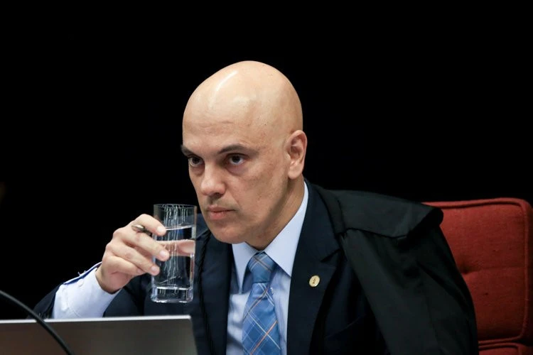 STF: ministro Alexandre de Moraes testa positivo para Covid-19