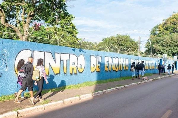 GDF convoca professores aprovados em concurso de 2017. Veja nomes