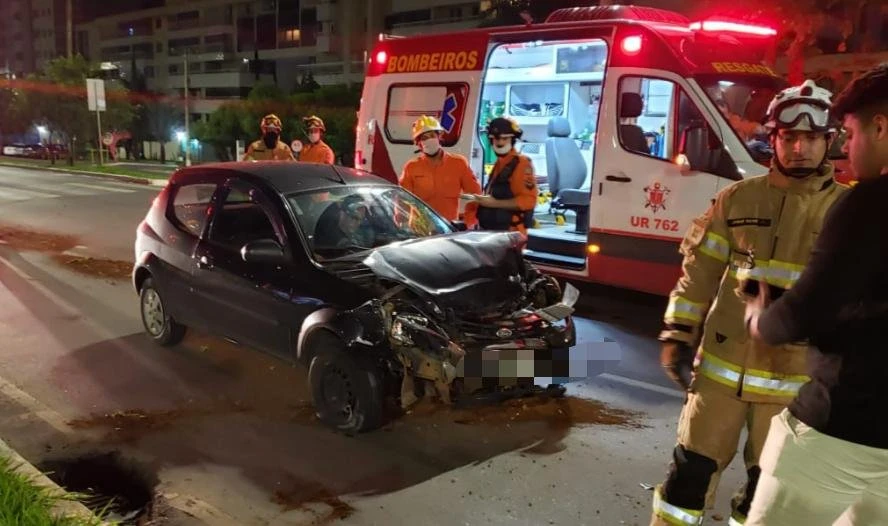 Acidentes mobilizam Corpo de Bombeiros na madrugada deste domingo (8/11)