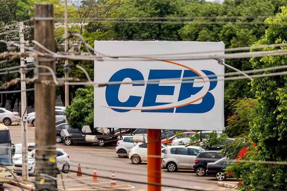Justiça nega liminar para suspender privatização da CEB Distribuição