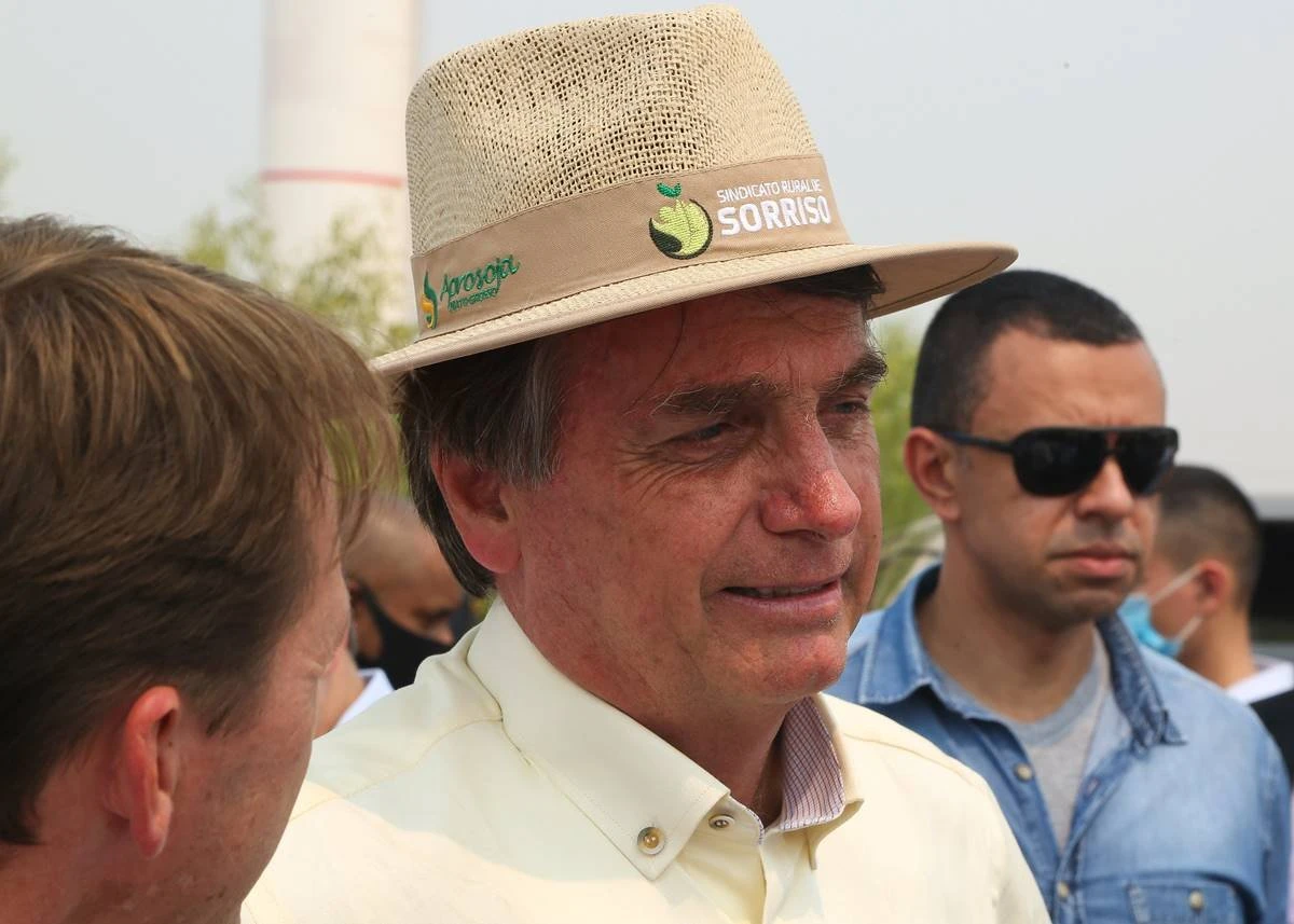 “Órgãos ambientais não atrapalham mais”, diz Bolsonaro a produtores de cana
