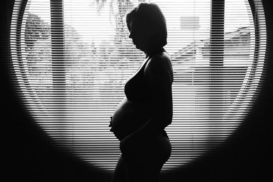 Mulheres que tratam infertilidade têm maior risco de AVC após o parto