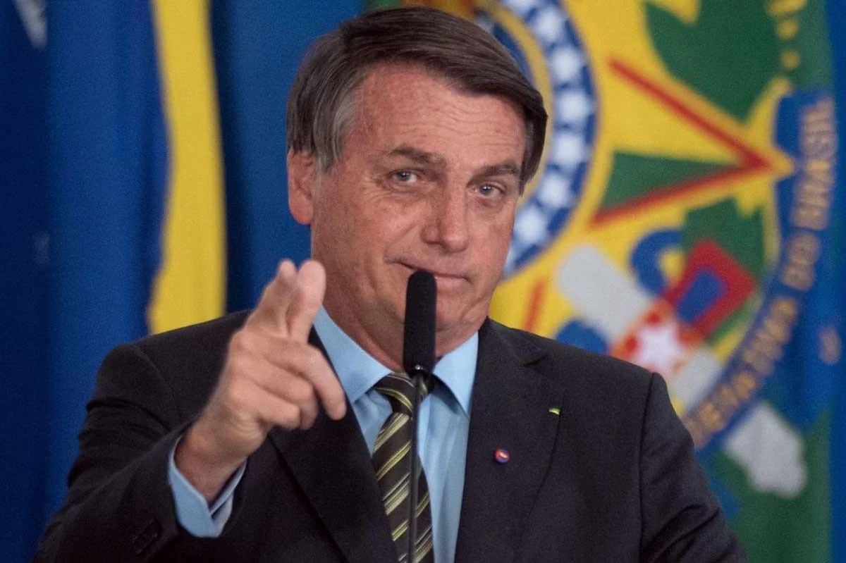 Bolsonaro defende volta de voto impresso para eleição “confiável” em 2022