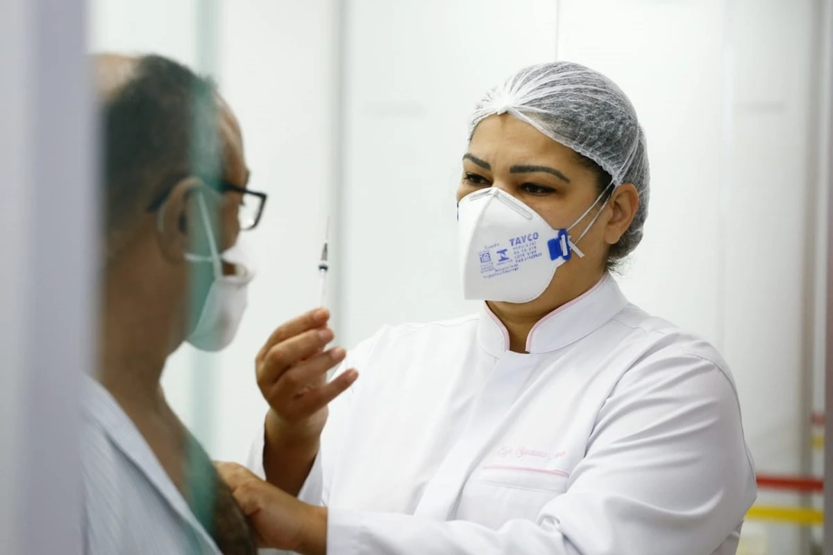 Goiânia amplia vacinação para pessoas com 45 anos; é preciso agendar