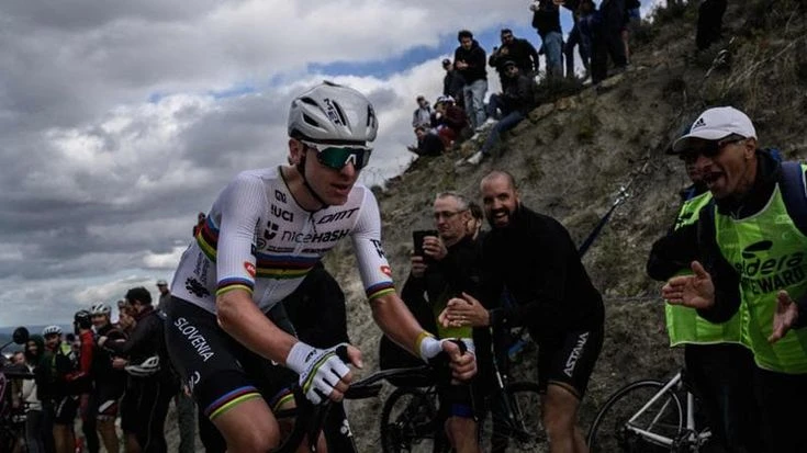 Pogacar è anche campione d’Europa: cavalcata solitaria di 75 km. Evenepoel 2°, Scaroni è 4°