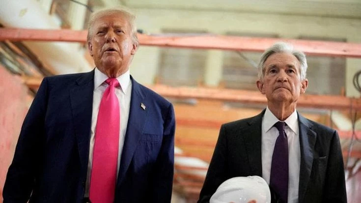 La Fed lascia i tassi invariati. Powell non cede a Trump ma due governatori votano contro