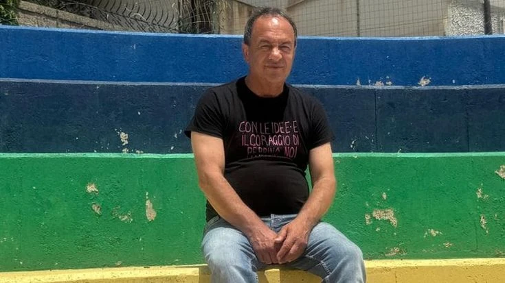Riace, Lucano resta sindaco: il consiglio comunale respinge la richiesta di decadenza