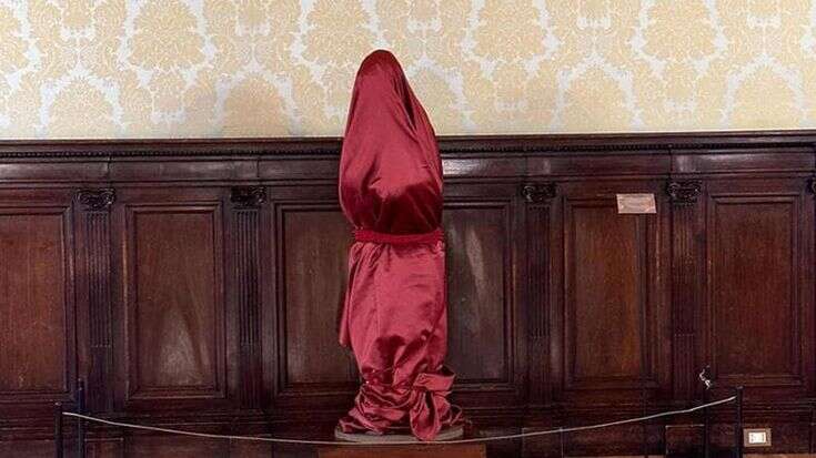 La statua sulla maternità di Vera Omodeo è arrivata in Senato, nel Transatlantico la cerimonia di presentazione