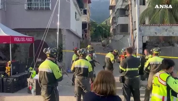 venezuela vigili del fuoco scossa assestamento macuto la guaira
