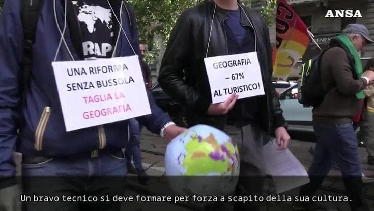 Riforma istituti tecnici, gli studenti contro Valditara: 