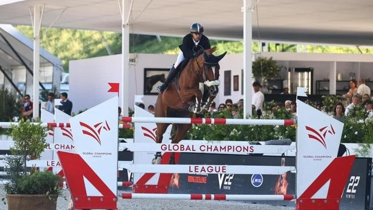 Longines Global Champions Tour, primo giorno all’insegna di Cannes Stars e Emanuele Camilli
