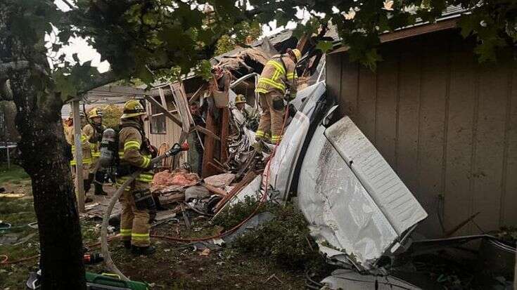 Aereo si schianta contro il tetto di una casa in Oregon, morte due persone. Uno è Michele Cavallotti, 22enne di Crema