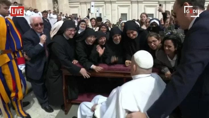 Il Papa a San Pietro alla Messa delle Palme - La diretta