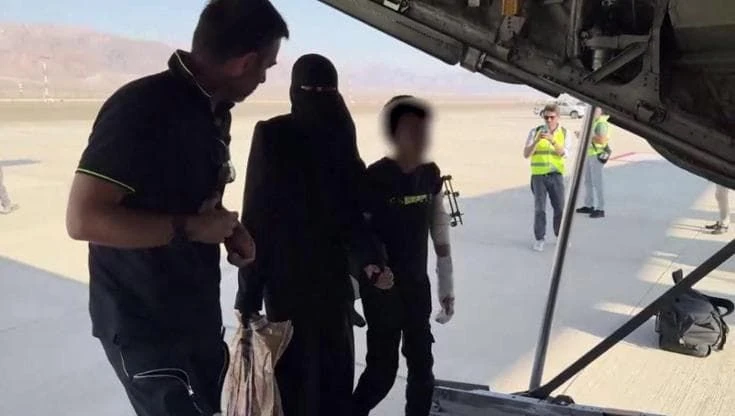 Il piccolo Adam e gli altri bimbi palestinesi sui voli umanitari diretti in Italia