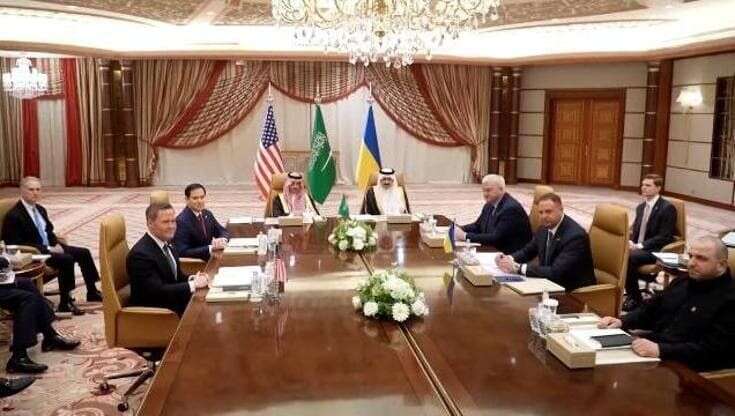 Le delegazioni di Ucraina e Usa arrivano al tavolo delle trattative in Arabia Saudita