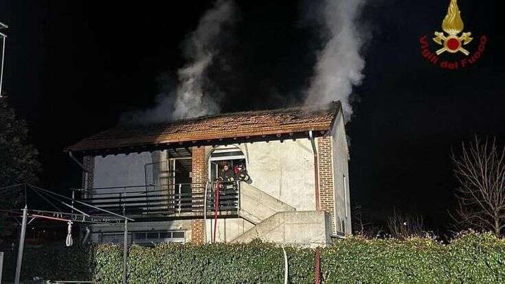 Carbonate, esplosione in una cascina: due persone restano ustionate nell’incendio