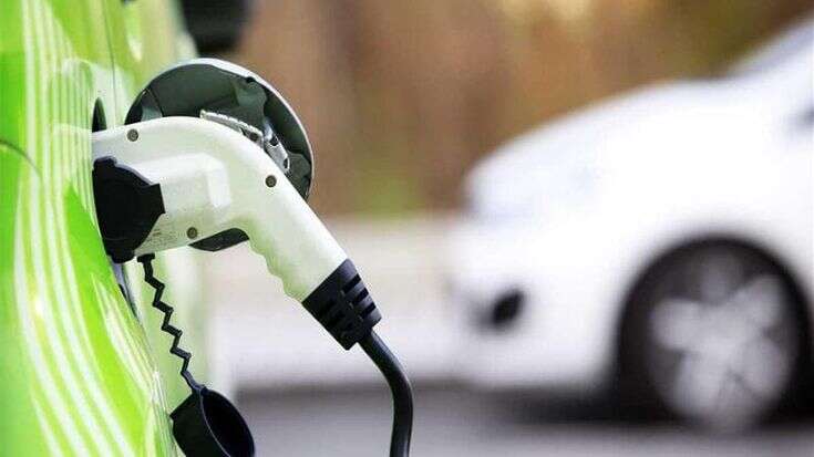 Vendite di auto elettriche, la Gran Bretagna supera la Germania che crolla del 27,4%