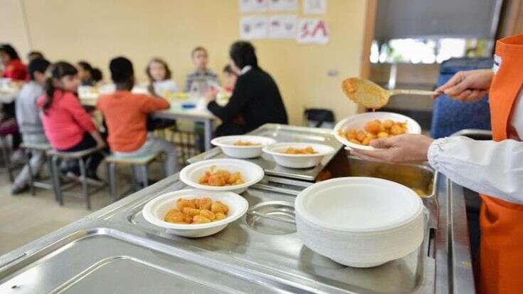 Vermi nei rigatoni nella mensa di una scuola di Treviso: nel mirino la ditta di catering