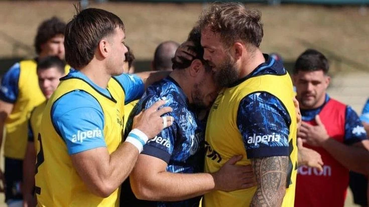 Italrugby, il capitano Nicotera si fa male: piange e abbraccia il sostituto con tutta la squadra