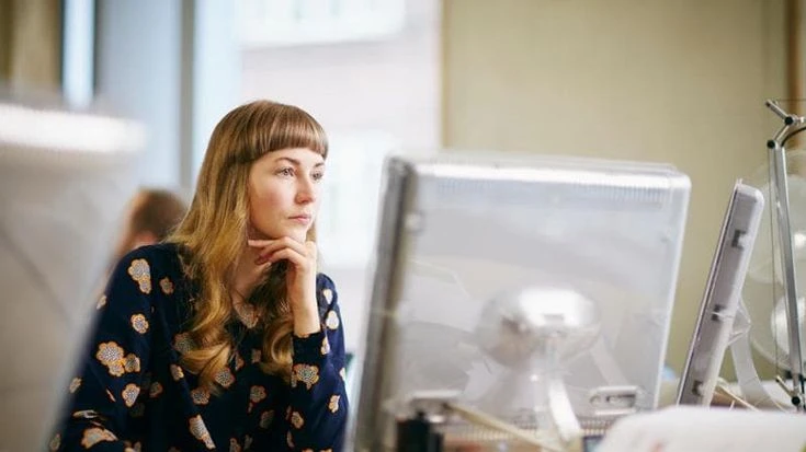 Lavoratrici e pensioni, il divario che pesa sul futuro: tra chi apre un fondo solo il 4% è donna