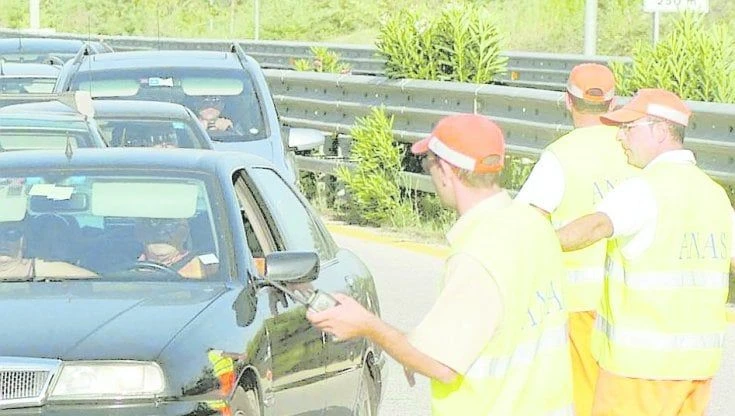 L'ad dell'Anas Simonini verso l'uscita dopo il caso dei rimborsi facili ai progetti del gruppo Bonsignore